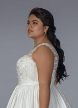 Load image into Gallery viewer, Bridal 202032 Plus