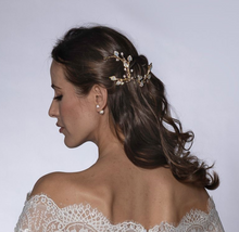 Load image into Gallery viewer, Bridal Earring 1701