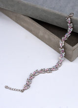Load image into Gallery viewer, Bridal Bracelet 573