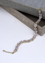 Load image into Gallery viewer, Bridal Bracelet 573