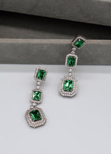 Load image into Gallery viewer, Bridal Earring 1659