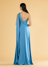 Load image into Gallery viewer, Bridesmaid 81014