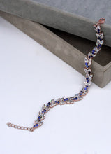 Load image into Gallery viewer, Bridal Bracelet 573