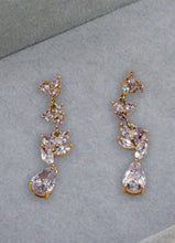 Load image into Gallery viewer, Bridal Earring 1658