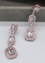 Load image into Gallery viewer, Bridal Earring 1659