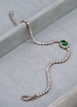 Load image into Gallery viewer, Bridal Bracelet 574