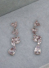Load image into Gallery viewer, Bridal Earring 1658