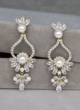 Load image into Gallery viewer, Bridal Earring 1661