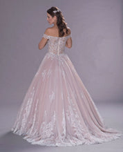 Load image into Gallery viewer, Natalia