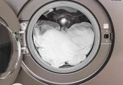 How to clean your wedding dress