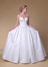 Load image into Gallery viewer, Bridal 202702
