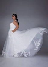 Load image into Gallery viewer, Bridal 202021 Plus
