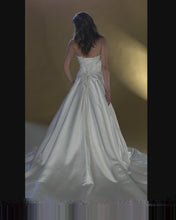 Load and play video in Gallery viewer, Bridal 202611
