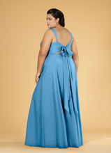 Load image into Gallery viewer, Bridesmaid 81008
