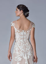 Load image into Gallery viewer, Bridal 202030Ty
