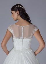 Load image into Gallery viewer, Bridal 202034Ty
