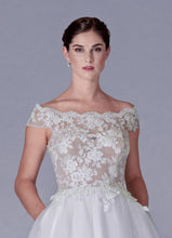 Load image into Gallery viewer, Bridal 202051Ty
