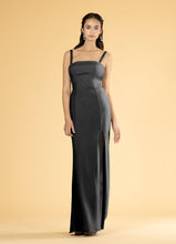 Load image into Gallery viewer, Bridesmaid 81015
