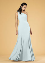 Load image into Gallery viewer, Bridesmaid 81002

