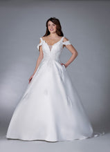 Load image into Gallery viewer, Bridal 202058
