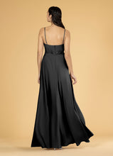 Load image into Gallery viewer, Bridesmaid 81018
