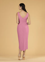 Load image into Gallery viewer, Bridesmaid 81019
