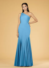 Load image into Gallery viewer, Bridesmaid 81002
