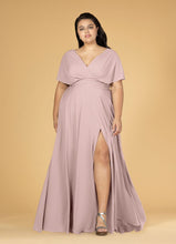 Load image into Gallery viewer, Bridesmaid 81004Ty
